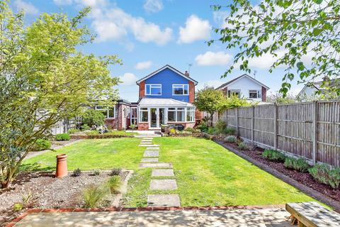 5 Blondell Drive, Bognor Regis, PO21 4BQ