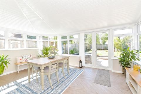 5 Blondell Drive, Bognor Regis, PO21 4BQ