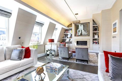 undefined, Queen's Gate, South Kensington, SW7