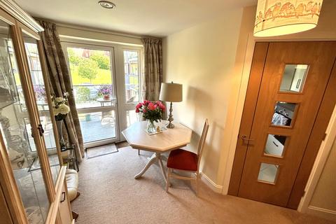 2 bedroom retirement property for sale, Westmead Lane, Chippenham