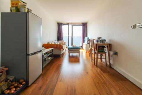 1 bedroom flat for sale, High Street, Slough