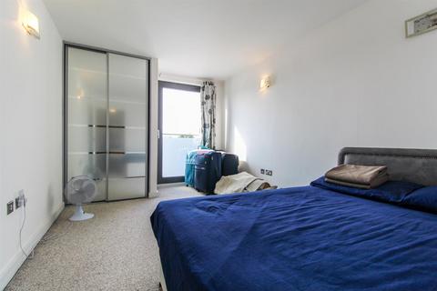1 bedroom flat for sale, High Street, Slough