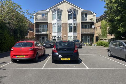 2 bedroom flat for sale, Richmond Park Road, Bournemouth BH8