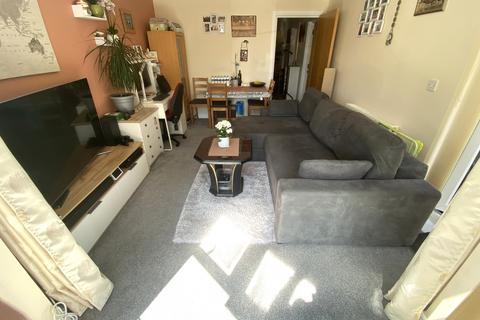 2 bedroom flat for sale, Richmond Park Road, Bournemouth BH8
