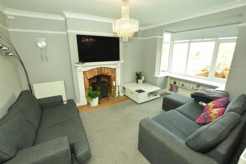 61 Hackness Road, Scarborough, YO12 5SD