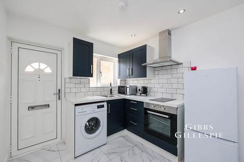 1 bedroom flat to rent, Gledwood Drive, Hayes, UB4