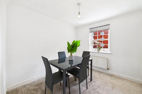 4 bedroom terraced house for sale, Edward Paxman Gardens, Colchester, Essex, CO1