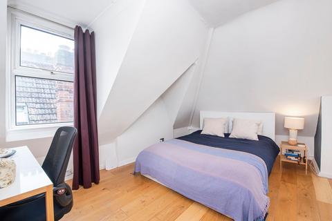 undefined, Frognal, Hampstead, NW3