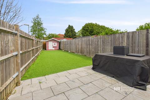 1a Worthfield Close, West Ewell, Epsom, KT19 9RF