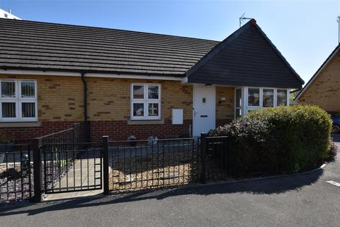 2 bedroom semi-detached bungalow for sale, Camberwell Way, Hull