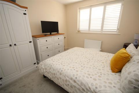 Villa Ricos Mount Close, New Milton, BH25 6PB