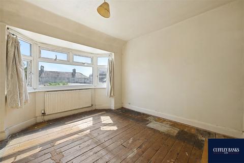 153 Bilton Road, Perivale, Greenford, UB6 7BD