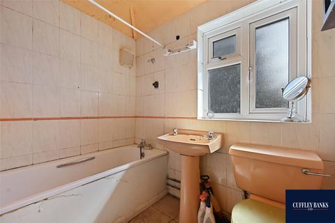 153 Bilton Road, Perivale, Greenford, UB6 7BD