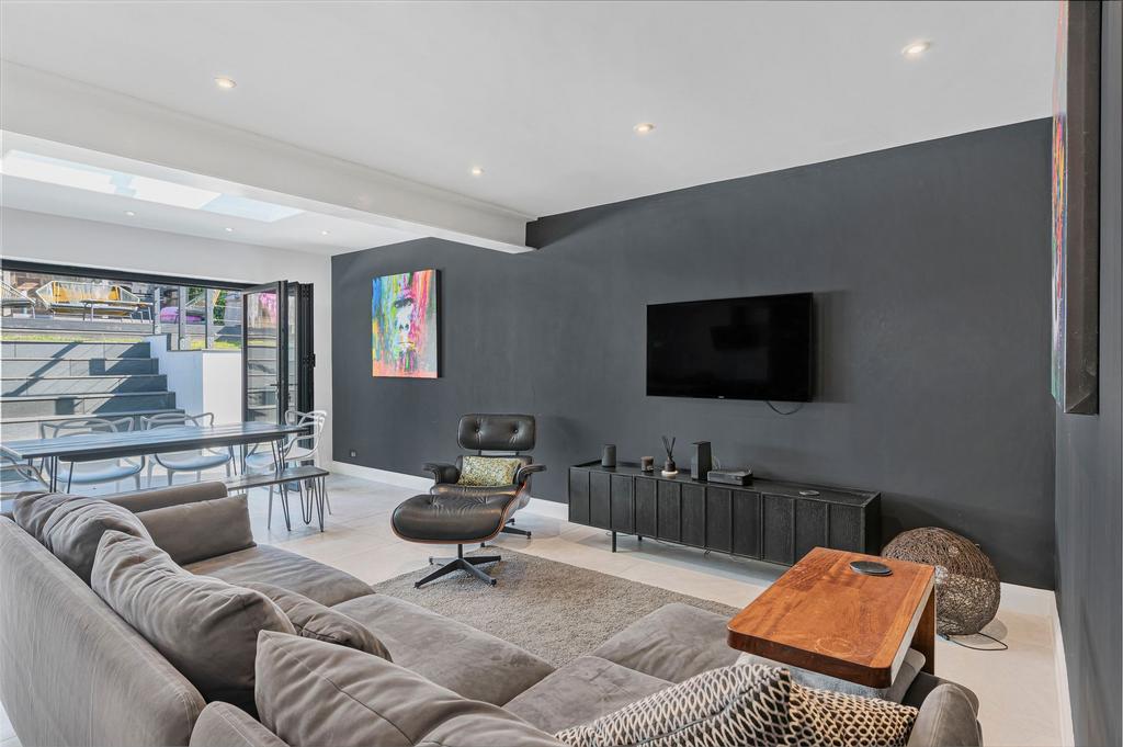 Kitchen/Lounge/Dining Room