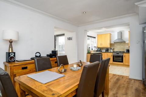 undefined, First Avenue, WALTON-ON-THAMES, KT12