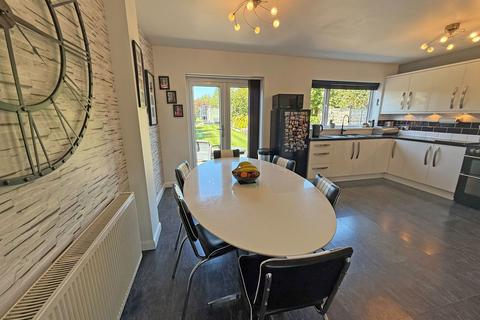 25 Brentwood Close, Solihull, B91 1UL