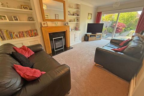 25 Brentwood Close, Solihull, B91 1UL