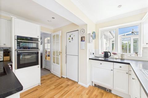 2 Brook Drive, Bude, EX23 8NY