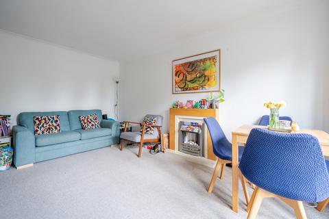 undefined, Heald Court, Meadow Way, Carterton, Oxfordshire, OX18