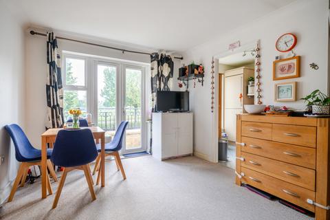 undefined, Heald Court, Meadow Way, Carterton, Oxfordshire, OX18