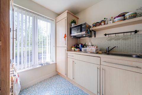 undefined, Heald Court, Meadow Way, Carterton, Oxfordshire, OX18