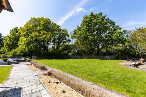 Bines Farm Cottage Bines Road, Partridge Green, Horsham, RH13 8EQ