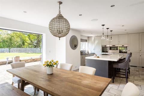Bines Farm Cottage Bines Road, Partridge Green, Horsham, RH13 8EQ