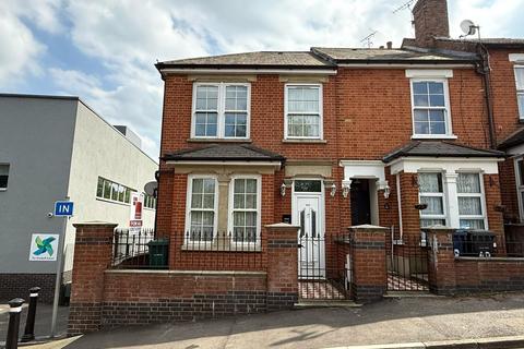Moxon Street, Barnet, EN5