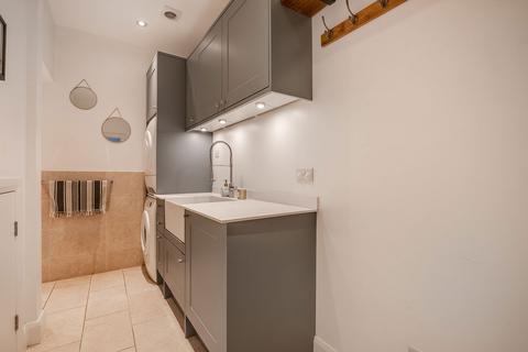 25 Beech Grove, New Malden, KT3 3HR