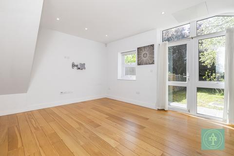 1 bedroom flat for sale, Bounds Green Road, Bounds Green, London, N22