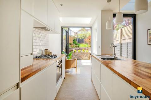 52 Ludlow Road, Guildford, GU2 7NW