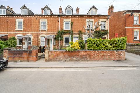 2 bedroom terraced house for sale, Horns Road, Gloucestershire GL5