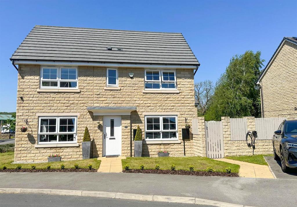 Three bed detached property, Silsden 1