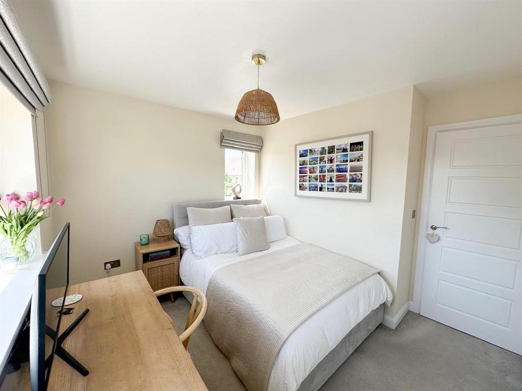 Three bed detached property, Silsden 19