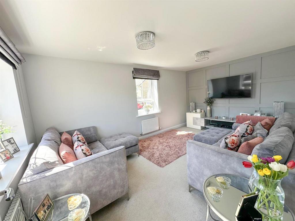 Three bed detached property, Silsden 2