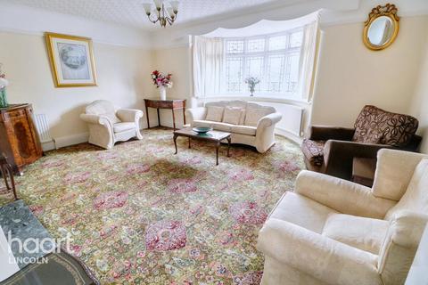 2 bedroom detached house for sale, South Park, Lincoln