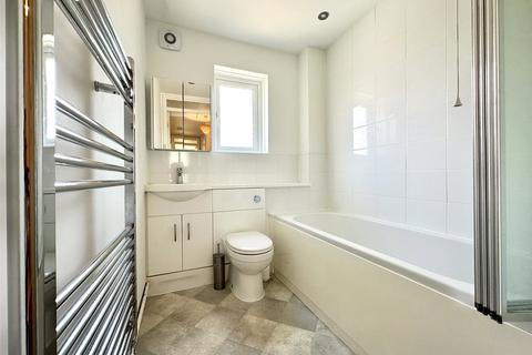 22 Bell Close, Greenhithe, DA9 9BP
