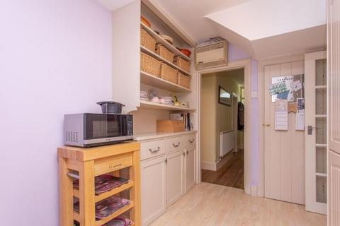 2 Avebury Avenue, Ramsgate, CT11 8BB