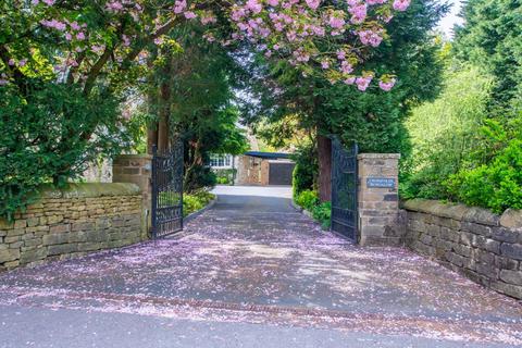 5 bedroom detached bungalow for sale, Barnsley Road, Silkstone