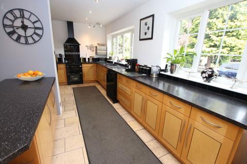 5 bedroom detached bungalow for sale, Barnsley Road, Silkstone