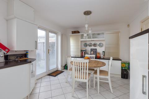 4 bedroom end of terrace house for sale, Sandwell Avenue,  Thornton-Cleveleys, FY5