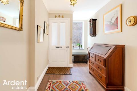 37 Crescent Road, Heybridge, Maldon, CM9 4SJ