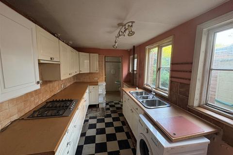 3 bedroom end of terrace house for sale, Stanhope Road, Littlehampton, West Sussex