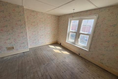 3 bedroom end of terrace house for sale, Stanhope Road, Littlehampton, West Sussex