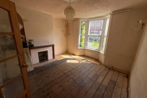 3 bedroom end of terrace house for sale, Stanhope Road, Littlehampton, West Sussex