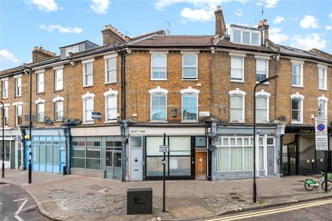 2 bedroom apartment for sale, Mountgrove Road, London, N5