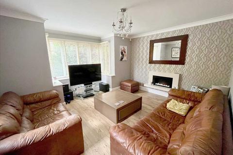 1 Fishers Close, Bushey, WD23 2GY
