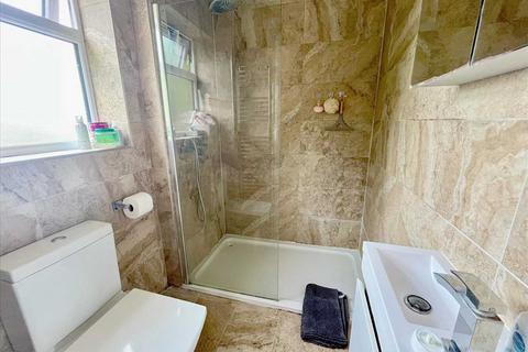 1 Fishers Close, Bushey, WD23 2GY