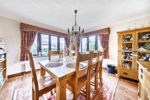 17 Amstel Close, Spalding, PE11 3HB