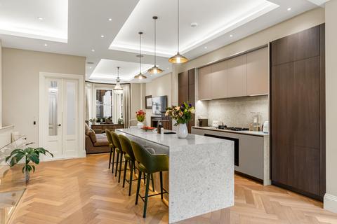 3 bedroom apartment for sale, Elm Park Road, London SW3